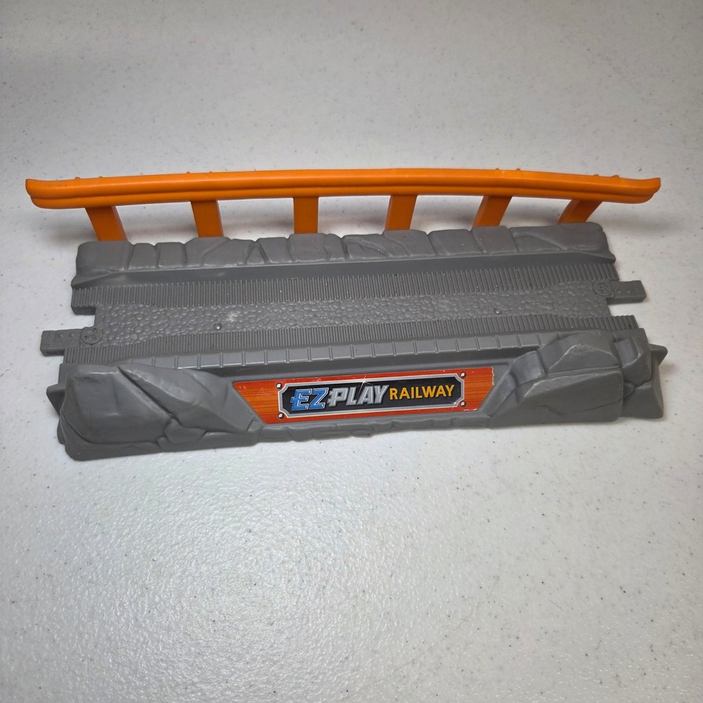 Mattel EZ Play Railway Replacement Train Track Bridge Piece DFJ40 Grey Orange